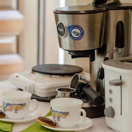 Royal Route 29 Comfort Rooms Krakow Luaran gambar