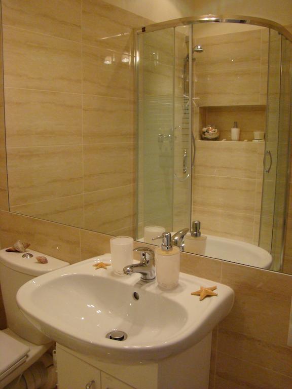 Royal Route 29 Comfort Rooms Krakow Bilik gambar