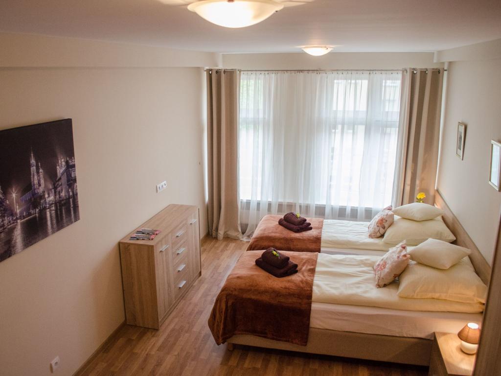 Royal Route 29 Comfort Rooms Krakow Luaran gambar