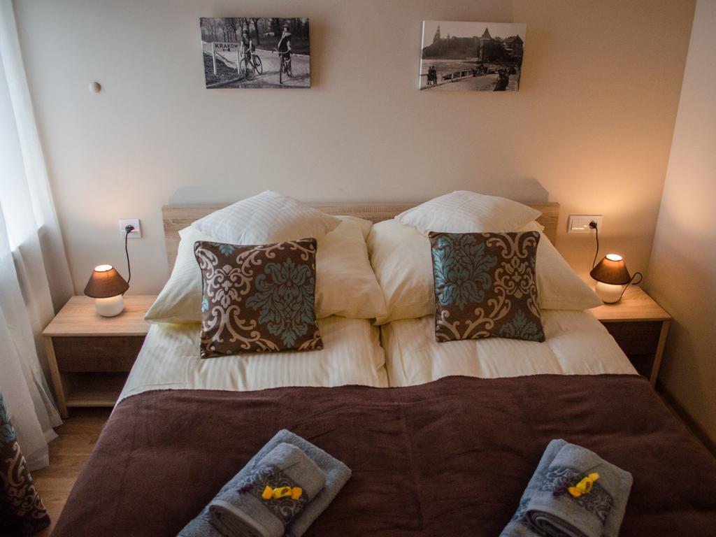 Royal Route 29 Comfort Rooms Krakow Luaran gambar