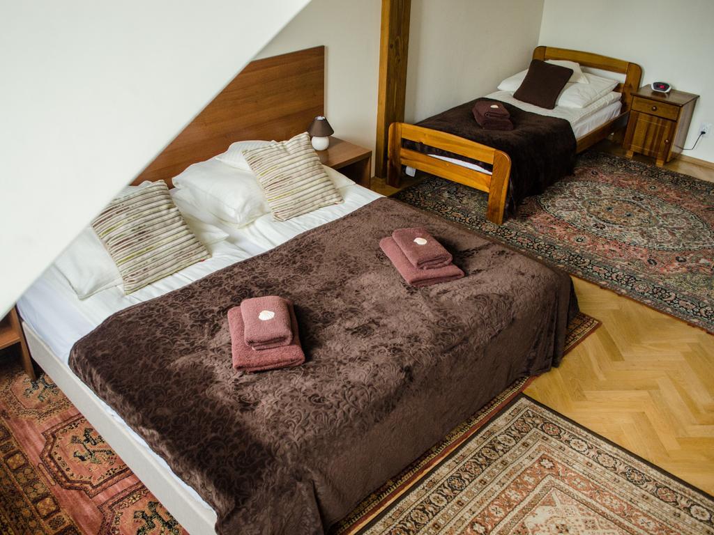 Royal Route 29 Comfort Rooms Krakow Luaran gambar