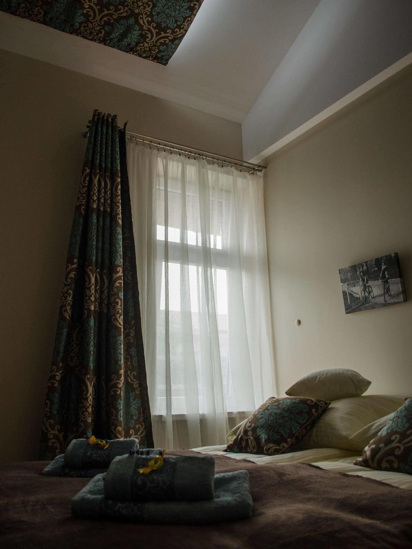 Royal Route 29 Comfort Rooms Krakow Luaran gambar