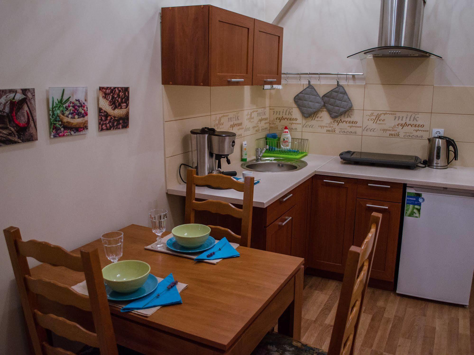 Royal Route 29 Comfort Rooms Krakow Luaran gambar